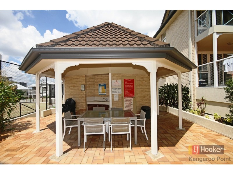 55/236 River Terrace, Kangaroo Point QLD 4169