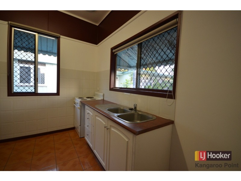 45 Deshon Street, Woolloongabba QLD 4102