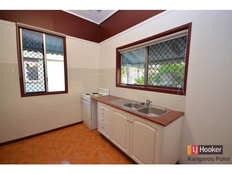 45 Deshon Street, Woolloongabba QLD 4102