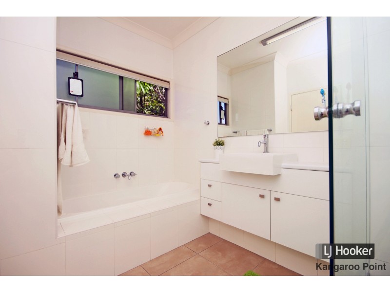 8A Latrobe Street, East Brisbane QLD 4169