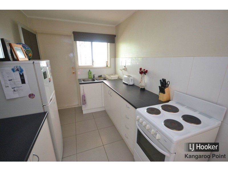 2/24 Princess Street, Kangaroo Point QLD 4169