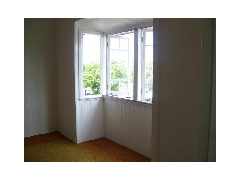 104 Railway Parade, Norman Park QLD 4170