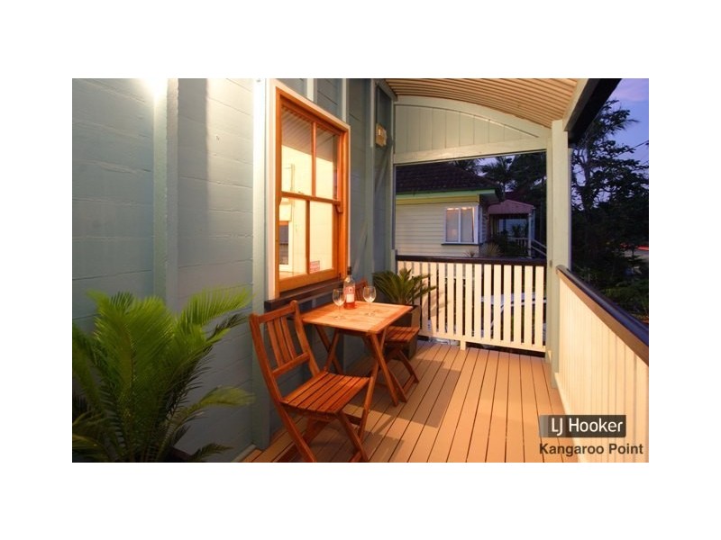 10 Geelong Street, East Brisbane QLD 4169