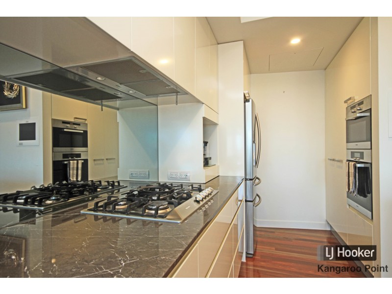 4/33 Ellis Street, Kangaroo Point QLD 4169