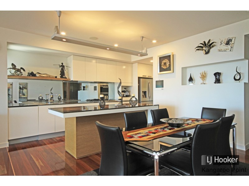 4/33 Ellis Street, Kangaroo Point QLD 4169