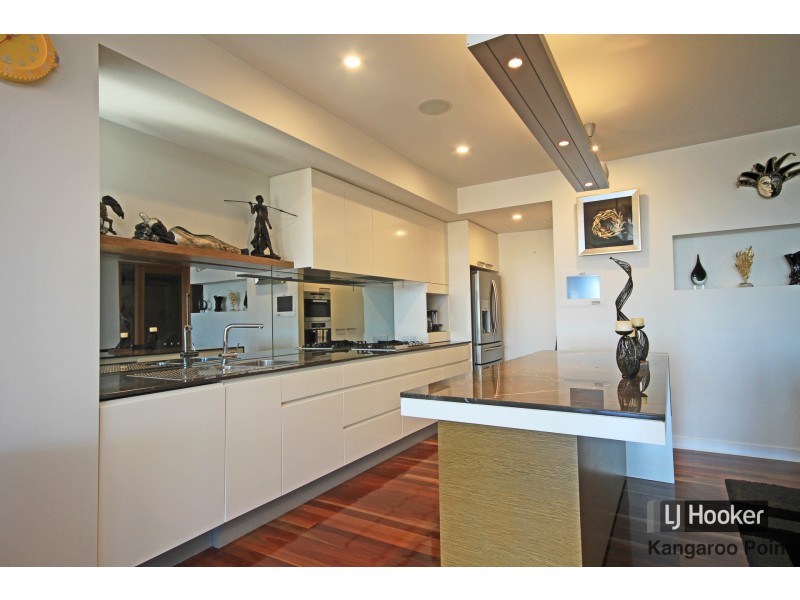 4/33 Ellis Street, Kangaroo Point QLD 4169