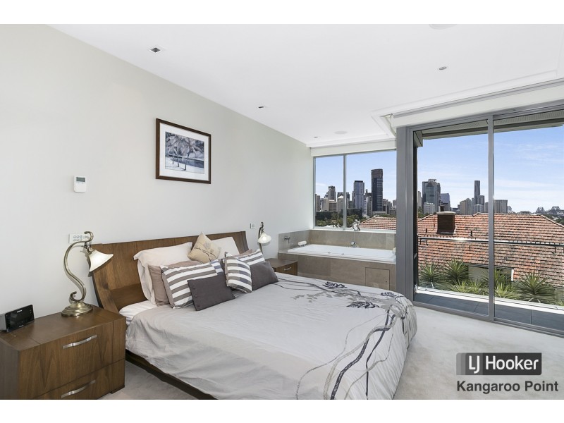 4/33 Ellis Street, Kangaroo Point QLD 4169