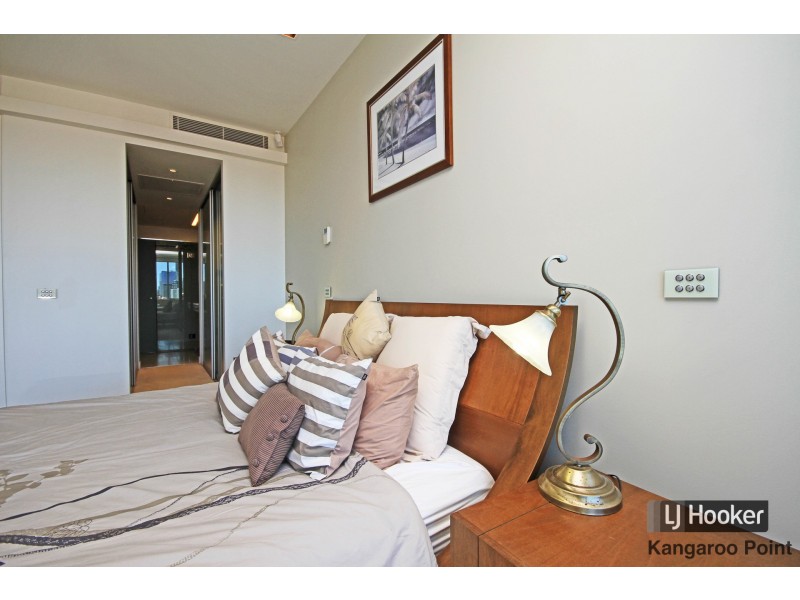 4/33 Ellis Street, Kangaroo Point QLD 4169