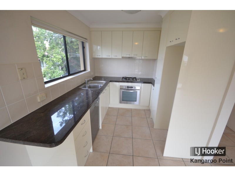 8/15 Eskgrove Street, East Brisbane QLD 4169