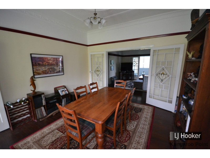 18 Glory Street, Ashgrove QLD 4060