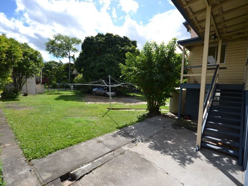 132 Wellington Road, East Brisbane QLD 4169