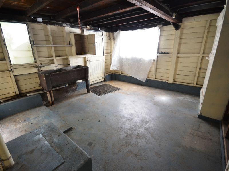 132 Wellington Road, East Brisbane QLD 4169