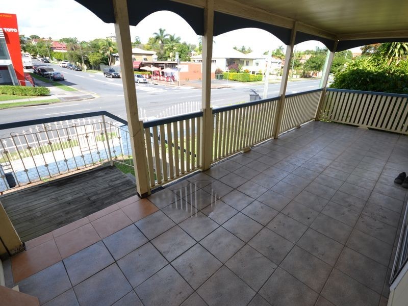 132 Wellington Road, East Brisbane QLD 4169