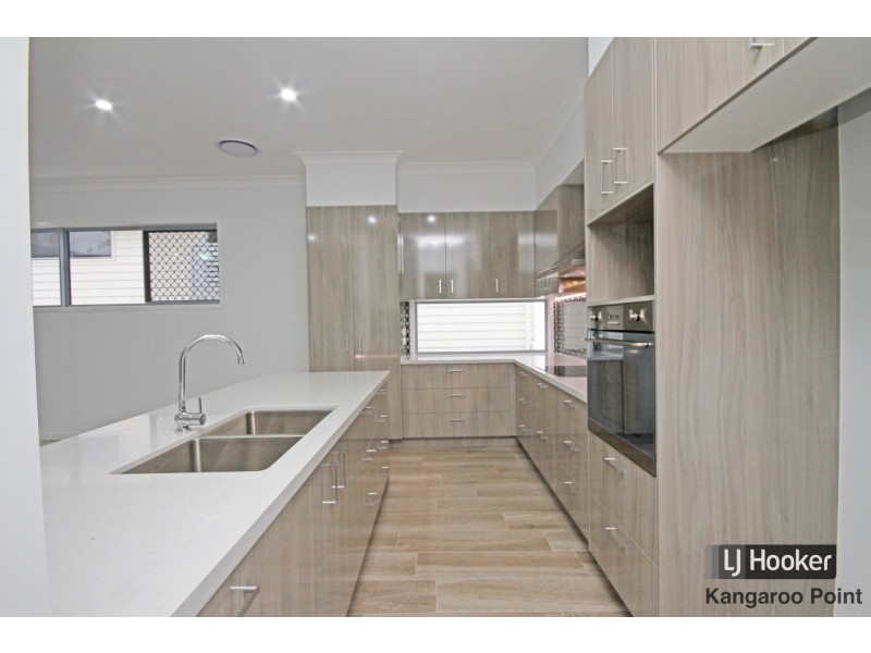 54 Kingfisher Lane, East Brisbane QLD 4169