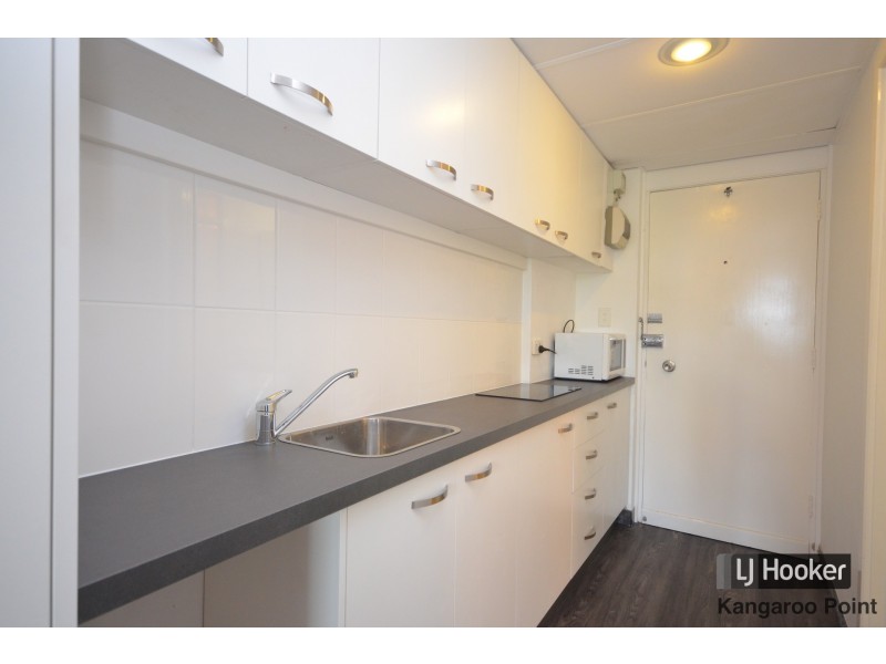 204/355 Main Street, Kangaroo Point QLD 4169