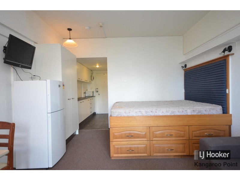 204/355 Main Street, Kangaroo Point QLD 4169