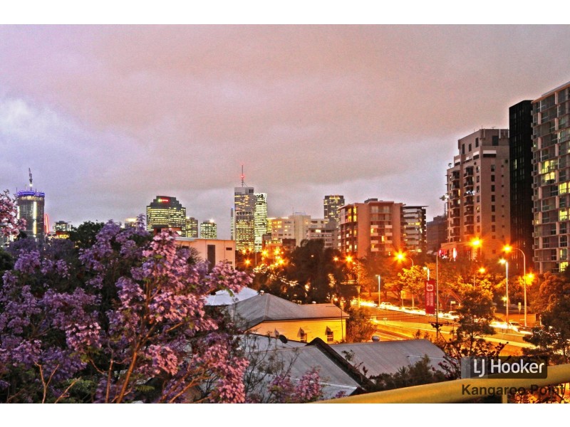 21/239 Shafston Avenue, Kangaroo Point QLD 4169