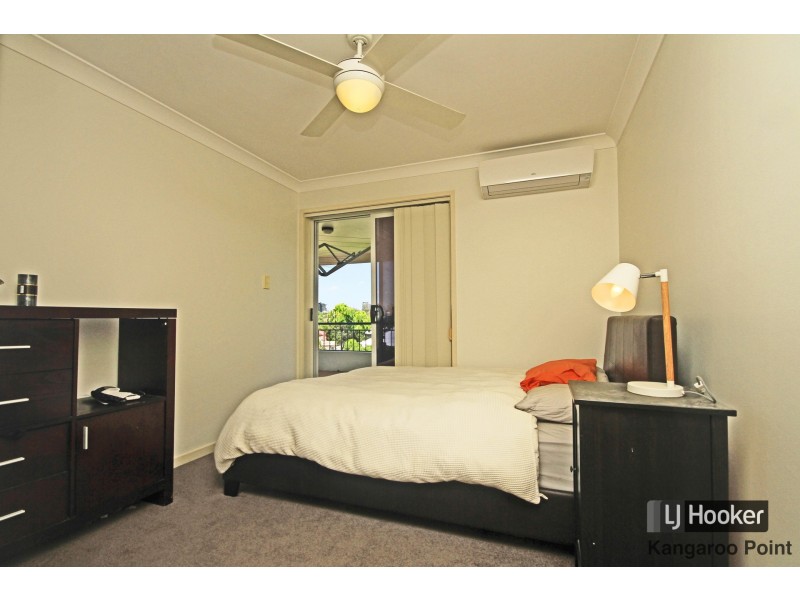 21/239 Shafston Avenue, Kangaroo Point QLD 4169