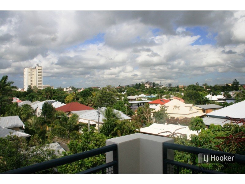 21/239 Shafston Avenue, Kangaroo Point QLD 4169