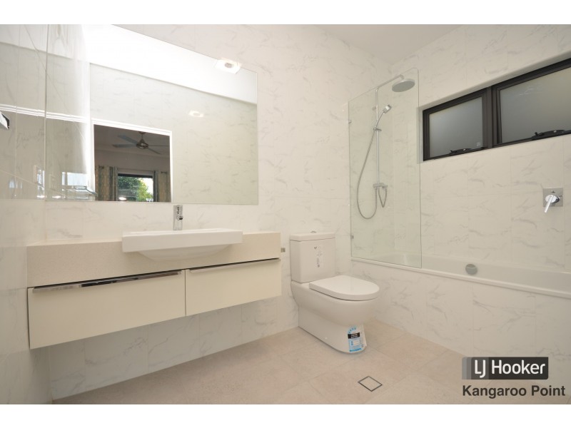 98 Bromley Street, Kangaroo Point QLD 4169