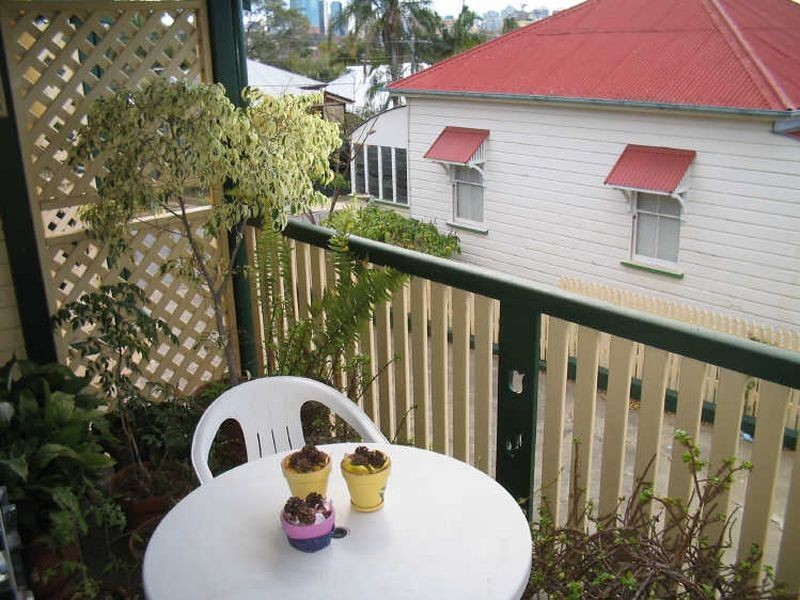 East Brisbane QLD 4169