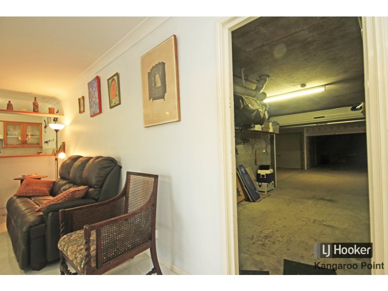 1/234 Shafston Avenue, Kangaroo Point QLD 4169