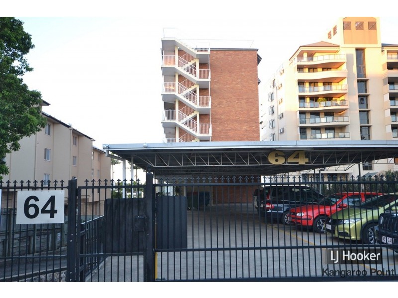 2/64 Thorn Street, Kangaroo Point QLD 4169