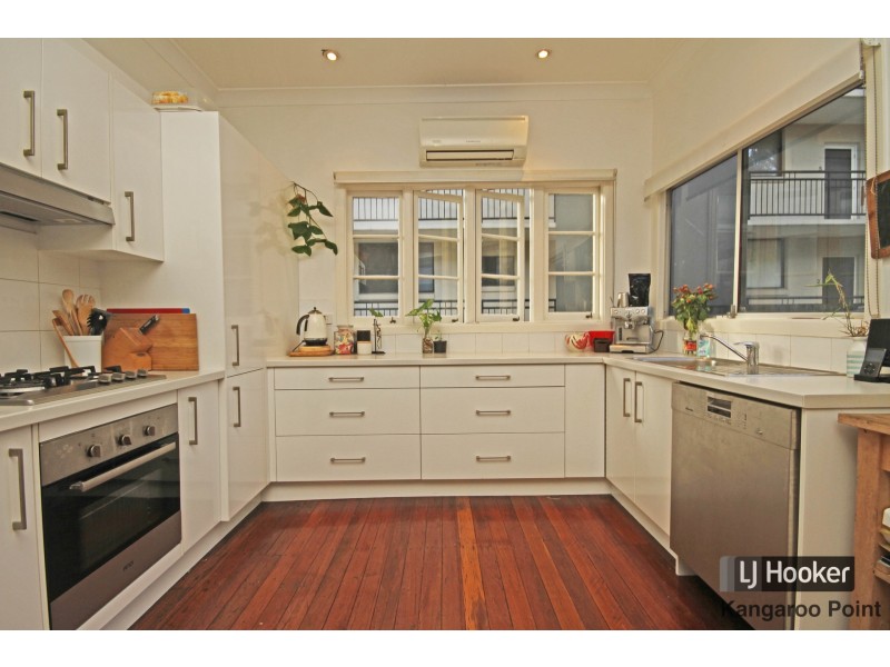 11 Eskgrove Street, East Brisbane QLD 4169