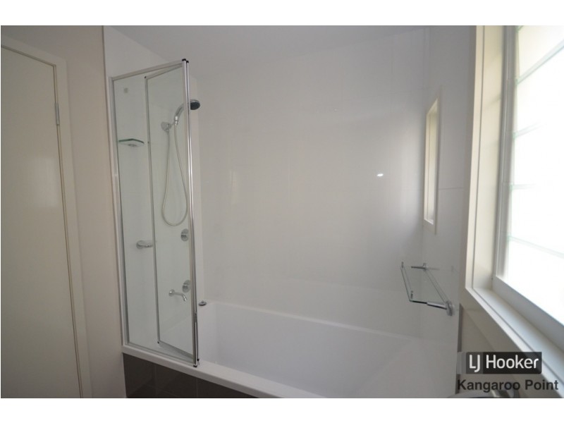 33 Rosina Street, Kangaroo Point QLD 4169