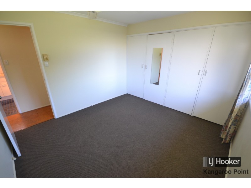 41 Macrossan Avenue, Norman Park QLD 4170