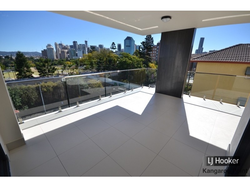 13/450 Main Street, Kangaroo Point QLD 4169