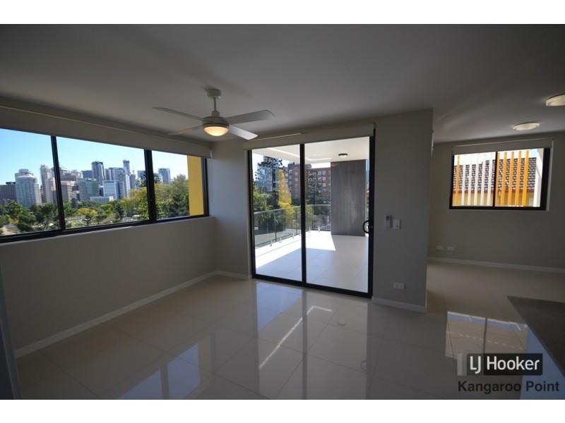 13/450 Main Street, Kangaroo Point QLD 4169