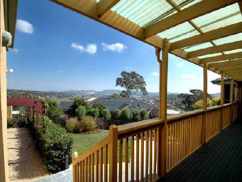 27 Woodhill Link, Jerrabomberra NSW 2619