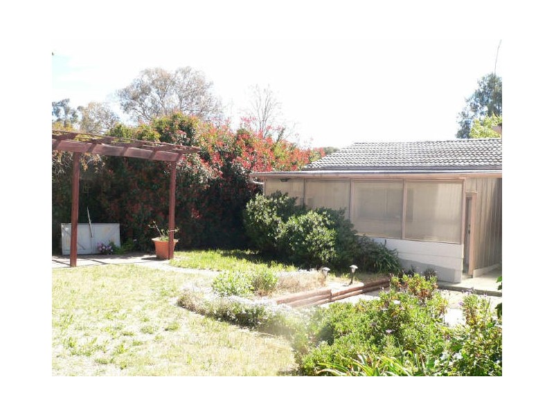 11 Perry Drive, Chapman ACT 2611