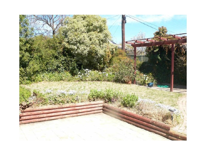 11 Perry Drive, Chapman ACT 2611