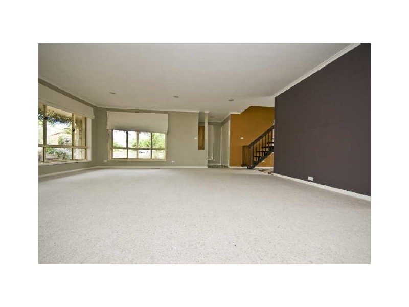 9 James Place, Curtin ACT 2605