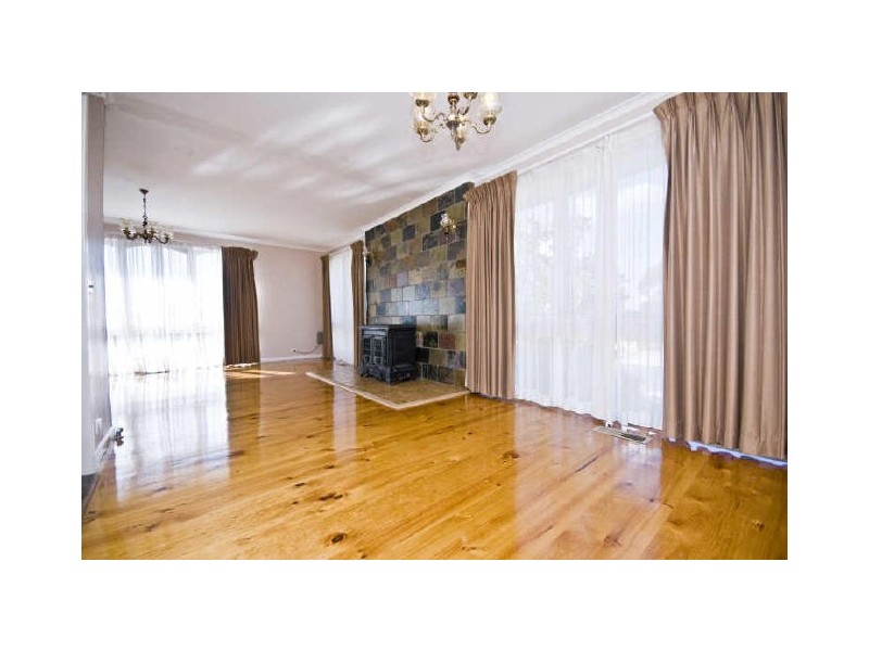 10 Thring Street, Chapman ACT 2611