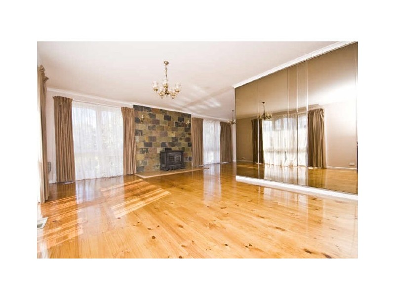 10 Thring Street, Chapman ACT 2611