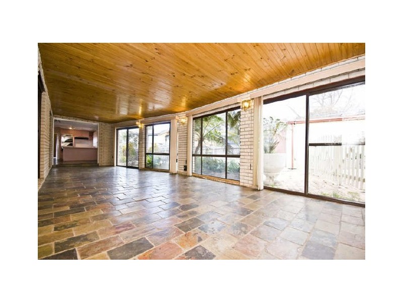 10 Thring Street, Chapman ACT 2611