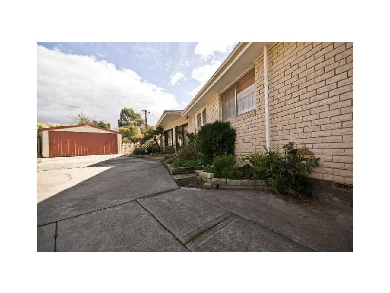 10 Thring Street, Chapman ACT 2611