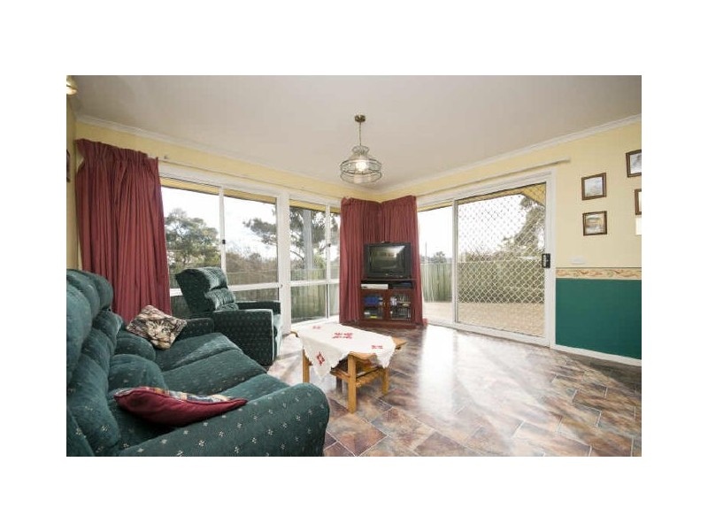 18 Griffiths Street, Holt ACT 2615