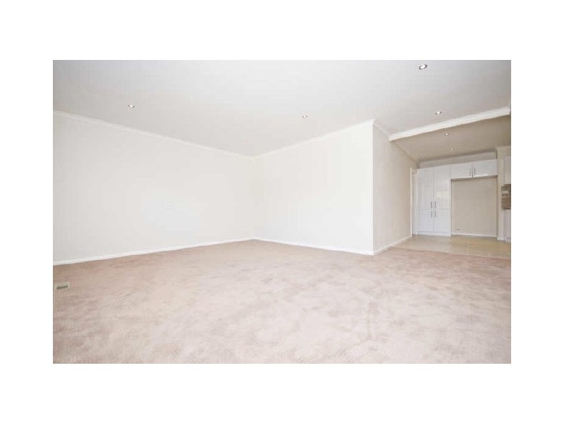 151 Strickland Crescent, Deakin ACT 2600