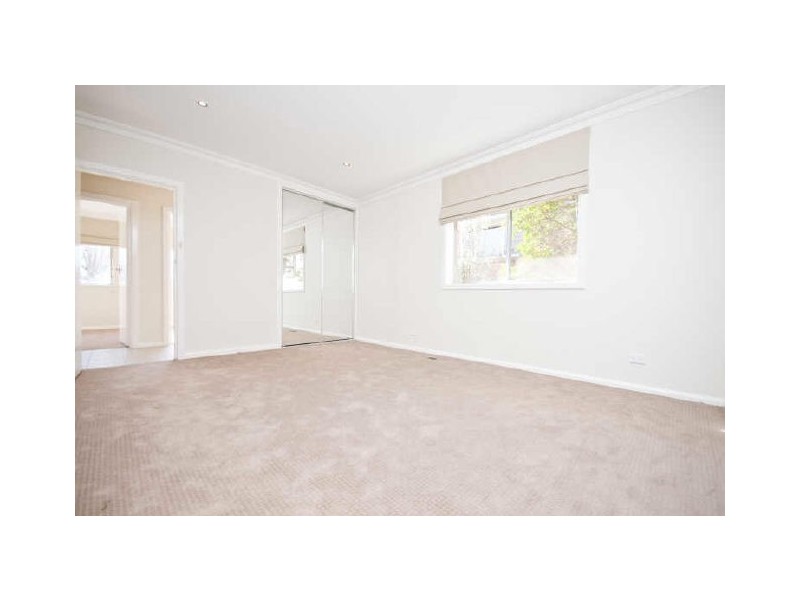 151 Strickland Crescent, Deakin ACT 2600