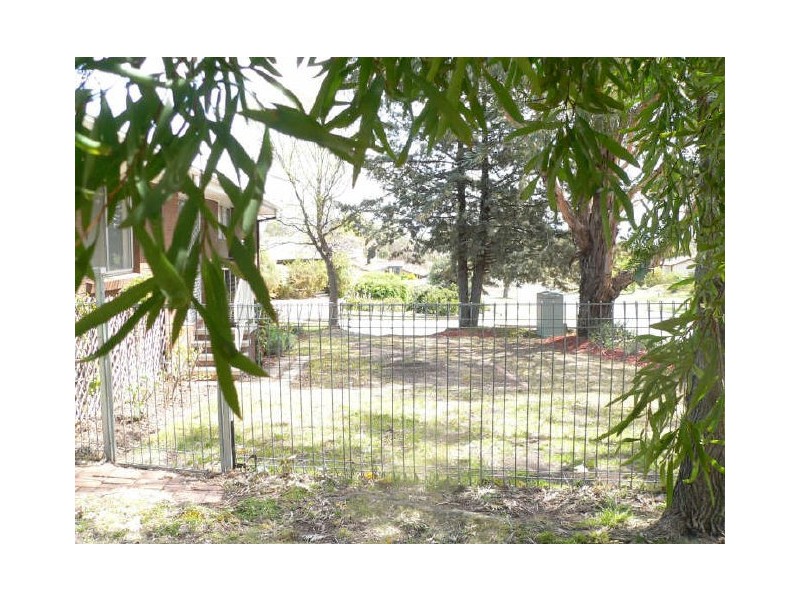 1 Strachan Place, Wanniassa ACT 2903