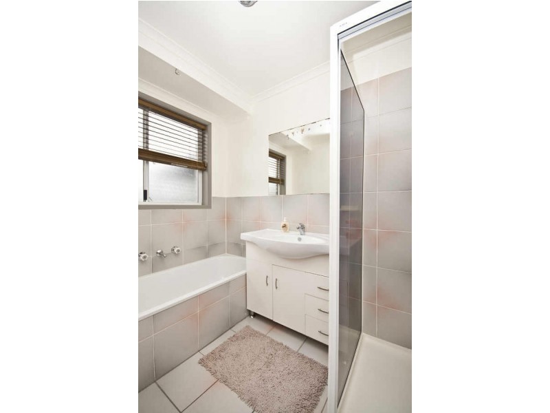 6 McBride Place, Calwell ACT 2905