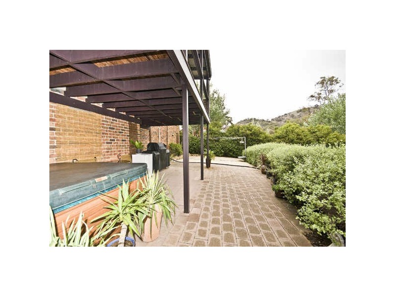 6 McBride Place, Calwell ACT 2905