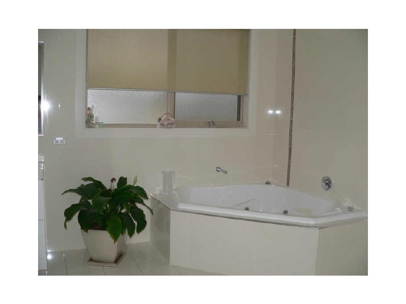 6 Akame Street, O’malley ACT 2606