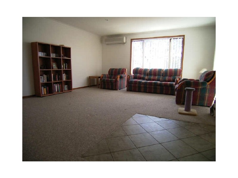 34 Carpenter Close, Calwell ACT 2905