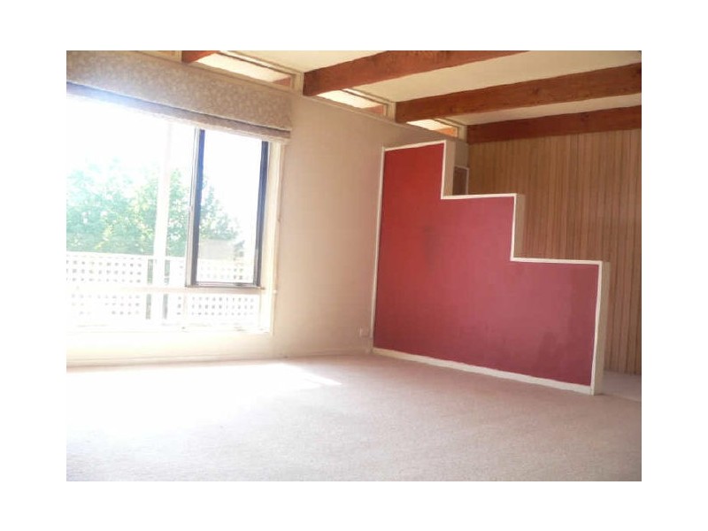 33 Gledden Street, Chifley ACT 2606