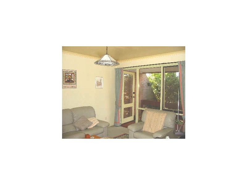 55 Barnett Close, Swinger Hill ACT 2606